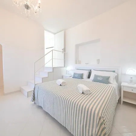 King - Luxury Bed & Breakfast *